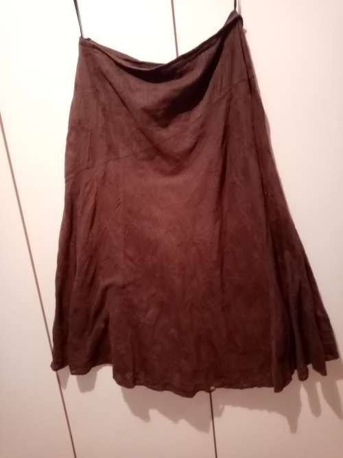 Brown long 100% cotton skirt with flower pattern Woolworths 12 as new