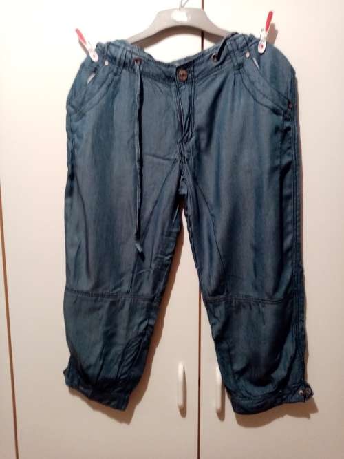 Blue denim 3/4 pants 38