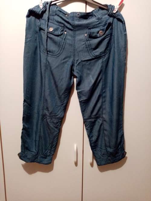Blue denim 3/4 pants 38