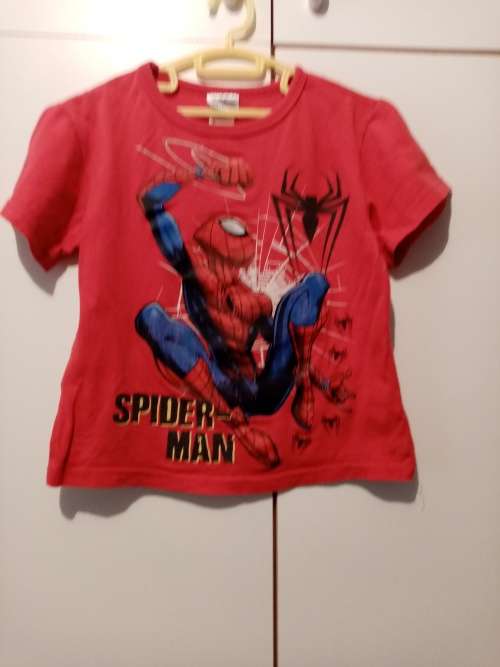 Red Spiderman top 5-6