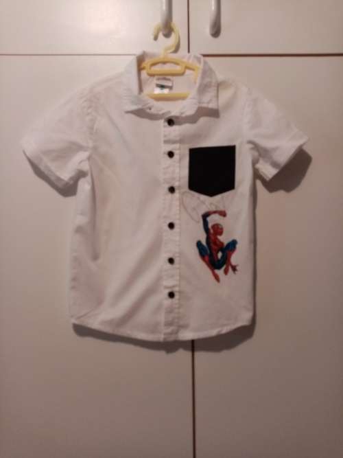 White Spiderman printed shirt 5-6