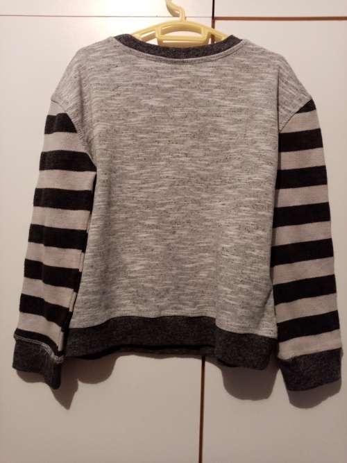 Grey long sleeve striped top 5-6