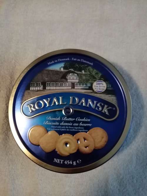 Royal Dansk dark blue biscuit tin