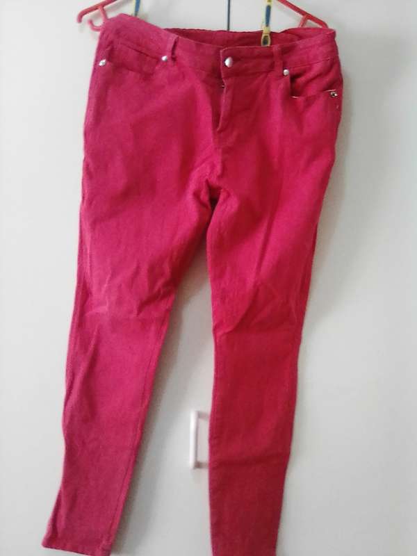 Pink skinny jeans size 40