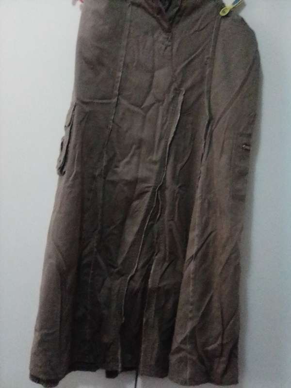 Brown khaki identity skirt with multiple pockets size 34