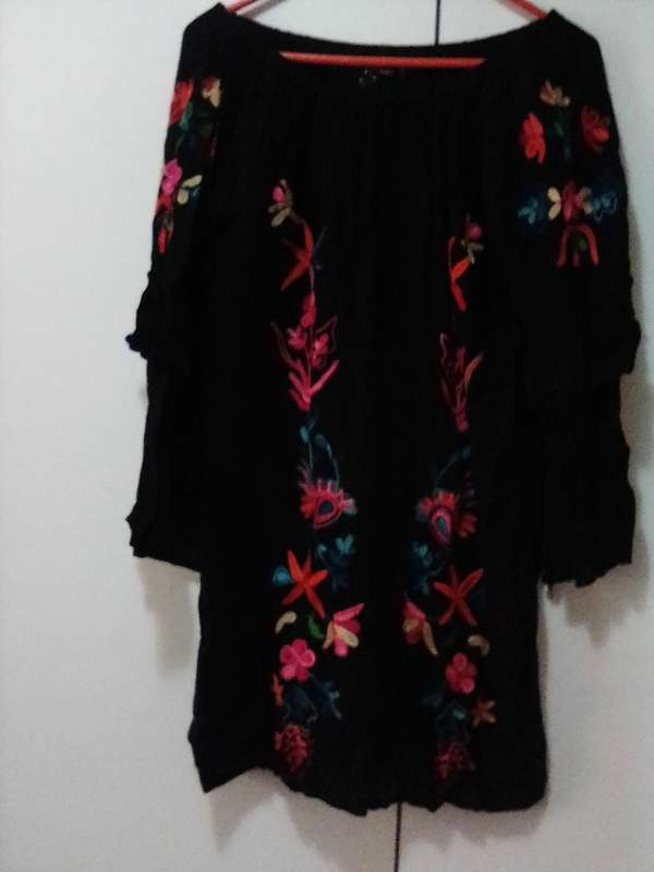 Stunning black embroidered Indian top size S