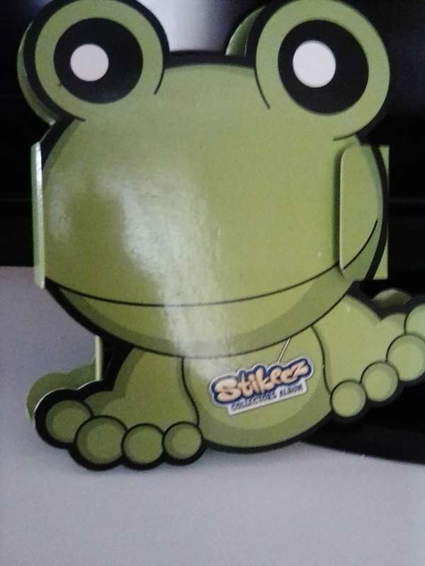 Stikeez collectors album