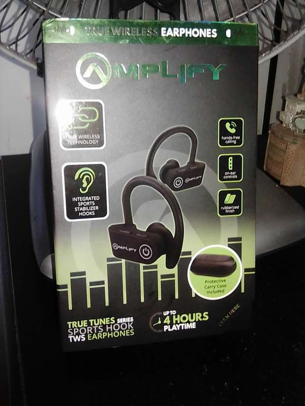 Amplify True Wireless Earphones with protective case