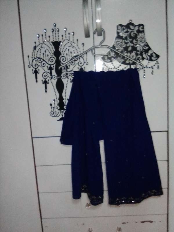 Stunning royal blue Indian outfit