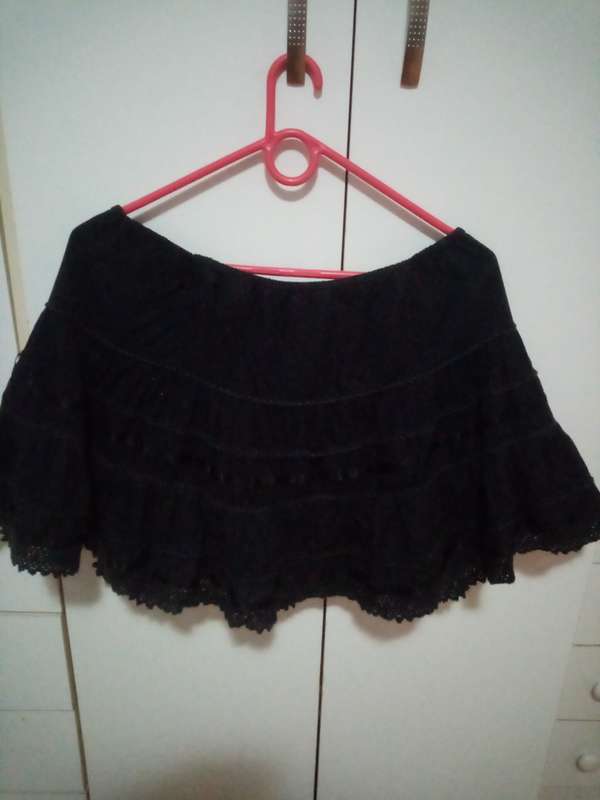 Black Jay Jay`s elasticated ruffle mini skirt size 12
