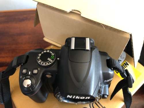 Nikon D3000 Full Package