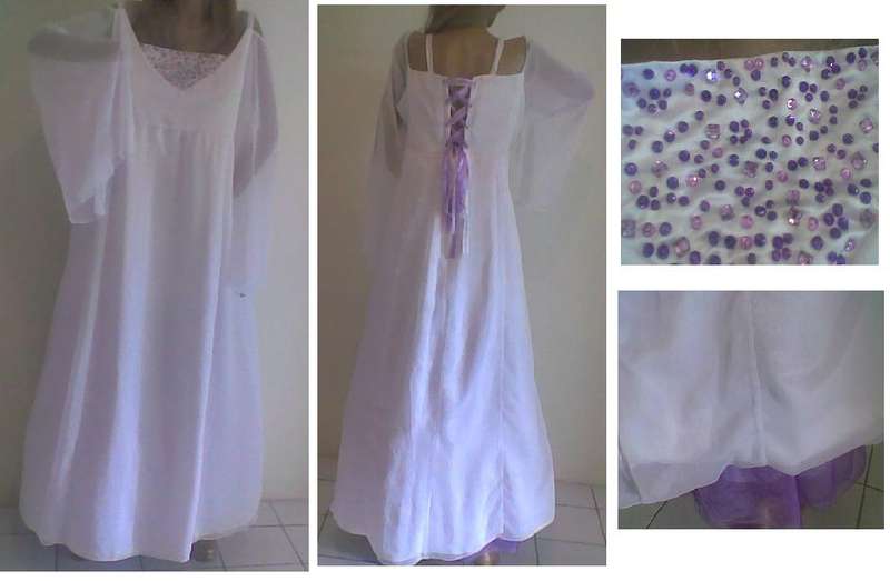 CLEARANCE SALE !!!!!!!!!!!!!!!!!!!  WEDDING DRESS  --  Its an absolute 'steal' at this price !!!!!