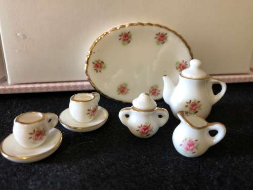 Robert Tonner 1997 Kripplebush Kids Tea For Two