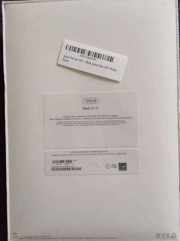 >>BLACK FRIDAY ONLY<< | Apple iPad with WiFi, 128GB, Space Gray (2017 Model)