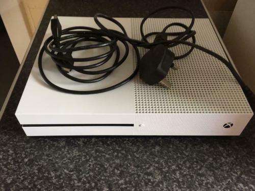 Xbox One S 1TB Console