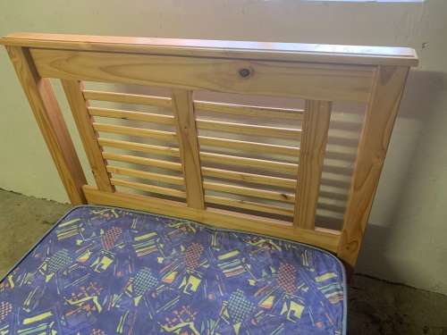 3 QUARTER PINE BED