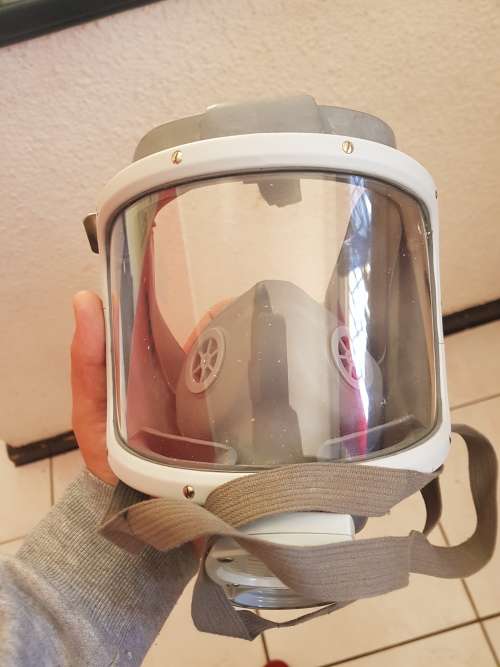 Ligarex Swiss made gas mask MASSIVE BARGAIN STARTING AT R1