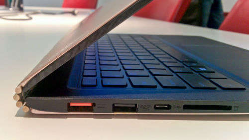 Lenovo YOGA 900, QHD+ TouchScreen, core i5-6260u, 8gb Ram, 256SSD, Lenovo's Amazing Watch Band Hinge