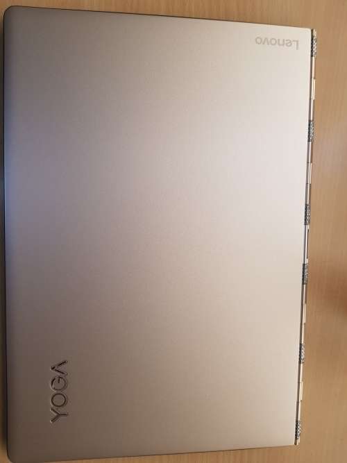 Lenovo YOGA 900, QHD+ TouchScreen, core i5-6260u, 8gb Ram, 256SSD, Lenovo's Amazing Watch Band Hinge