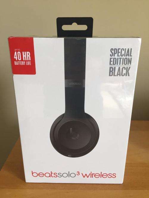 New Beats Solo 3 Wireless HeadSets, Bluetooth, 40HRS Battery Life [CHANGE THE WAY U LISTEN TO MUSIC]