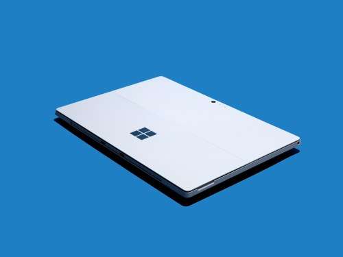 The Almighty Microsoft Surface Pro 4, core i5-6300u, QHD+ Touch, 256 PCIe SSD, 8GB Ram, Type Cover