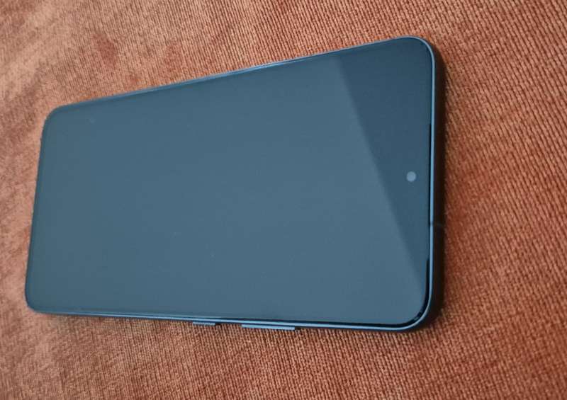 Samsung Galaxy S22 Green Dual SIM Model SM-S901E/DS