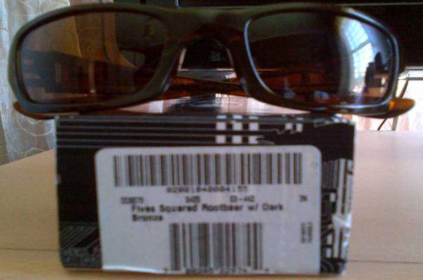**********GENUINE OAKLEY - FIVES SQUARED SUNGLASSES INCLUDING POSTAGE**********