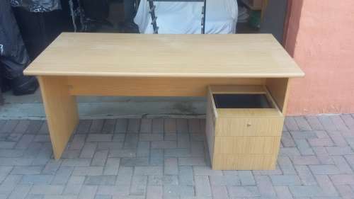 Office Desk with 3 drawers