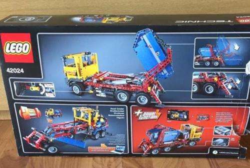 Lego Technic 42024- Container Truck