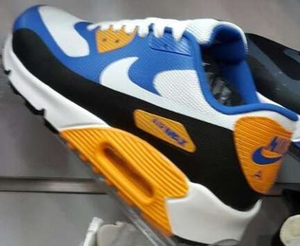 Mens nike air max sneaker