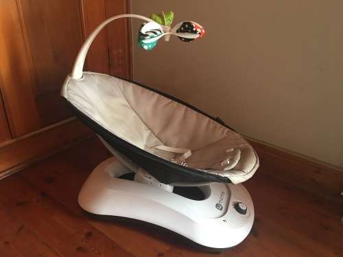 Rockaroo Electric rocking baby chair Made4Mums.