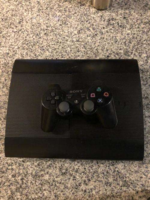 SONY PLAYSTATION 3 SLIM 12GB 1 CONTROLLER  and 6 GAMES