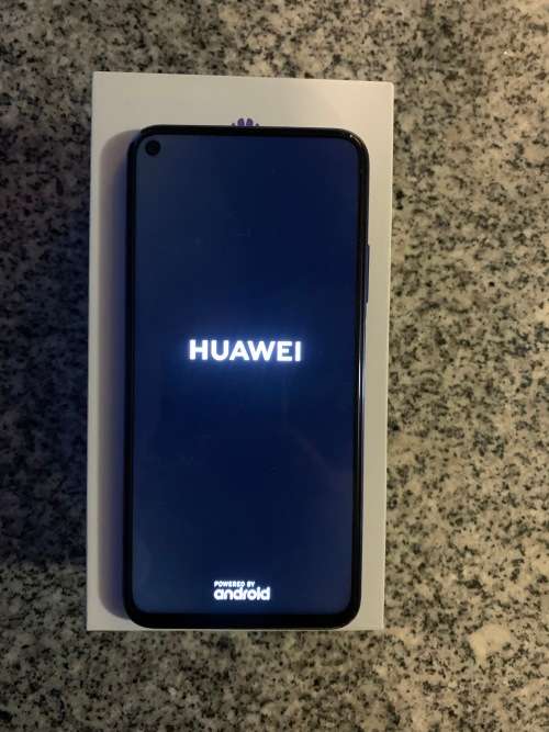 HUAWEI NOVA 5T 8GB RAM 128GB DUAL SIM MINT CONDITION AS NEW