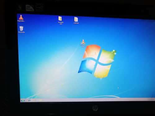 HP ALL IN ONE DESKTOP 2ND GEN CORE i3