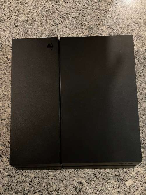 SONY PLAYSTATION 4  1TB WITH 2 CONTROLLERS
