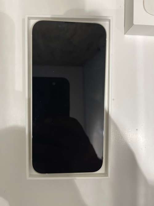 Apple iPhone 13 128GB Starlight NEW OPEN BOX