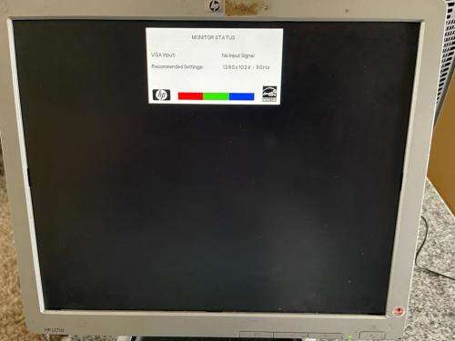 3 XMECCER  A1954 LED MONITORS and 1 HP L1710 MONITOR