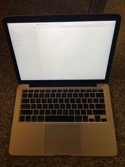 MACBOOK PRO [ RETINA ,13 INCH EARLY 2015 ] CORE i7 16gb RAM 500GB