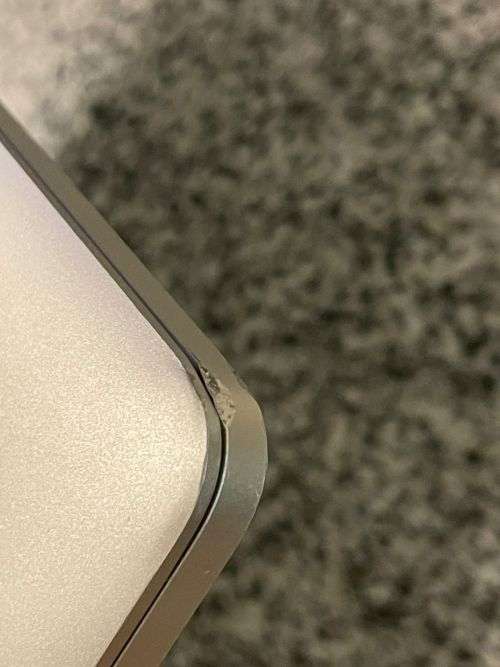 MACBOOK PRO [ RETINA ,13 INCH EARLY 2015 ] CORE i7 16gb RAM 500GB