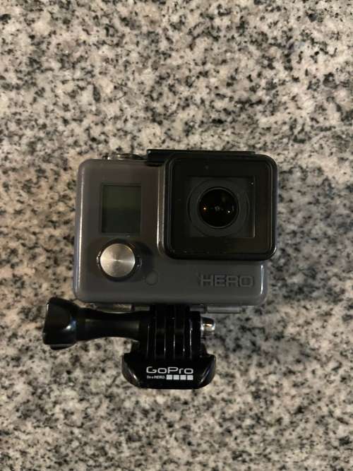 GoPro Hero CHDHA-301 with stand and floater