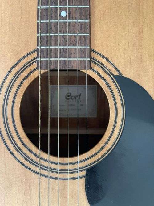 CORT AD810 NS GUITAR
