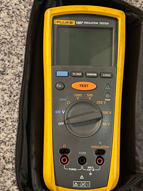 FLUKE 1507 MULTIMETER