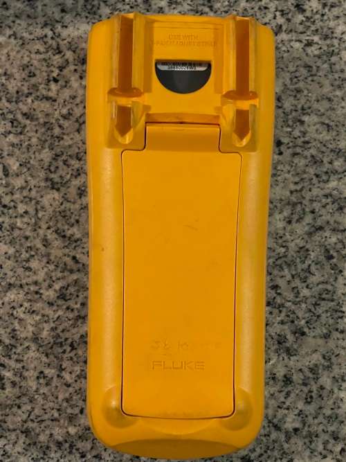 FLUKE 1507 MULTIMETER