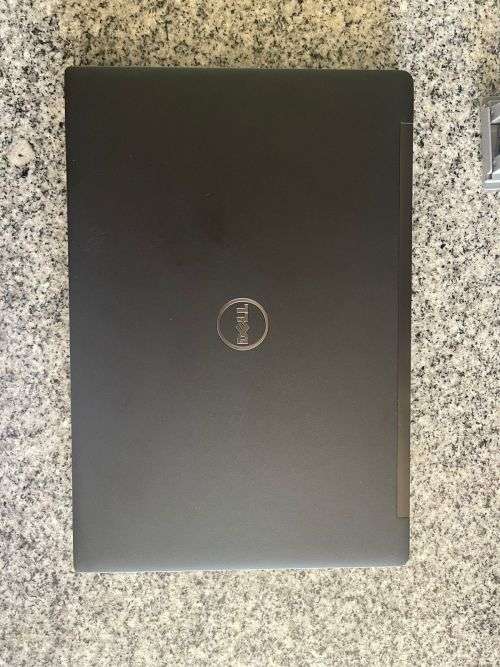 DELL LATITUDE 7280 CORE i7 7th GEN 8GB RAM 256GB SSD MINT CONDITION