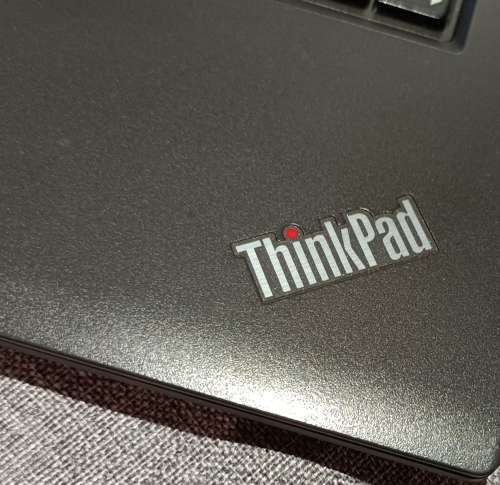 Lenovo ThinkPad T450, 5th Gen Intel Core i5-5200U@2.7GHz, 8GB Memory, 500Gb HDD, Windows 10 Pro