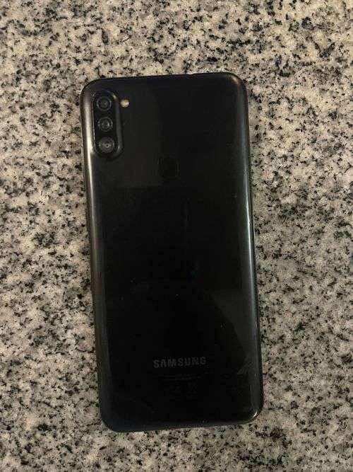 SAMSUNG A11 32 GB DUAL SIM