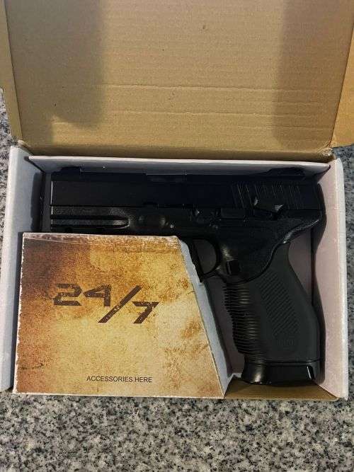 KWC 24/7 CO2 4.5mm BB Pistol M/S NB/B