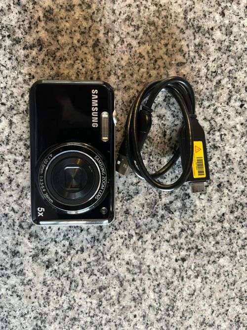 Samsung PL Series PL120 14.2MP Digital Camera - Black