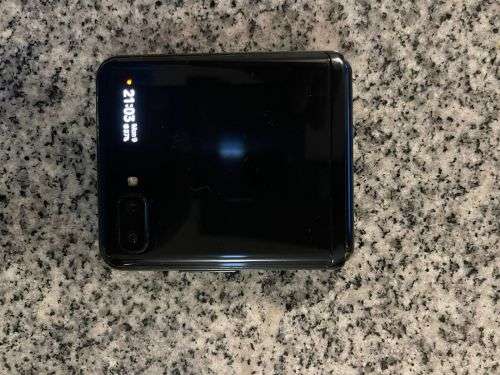 Samsung Galaxy Z Flip SM-F700F/DS  5G {256GB, Single  Sim, Blue} Mint condition