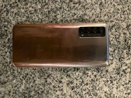 HUAWEI P SMART 2021 4GB RAM 128 GB MEMORY SINGLE SIM MINT CONDITION